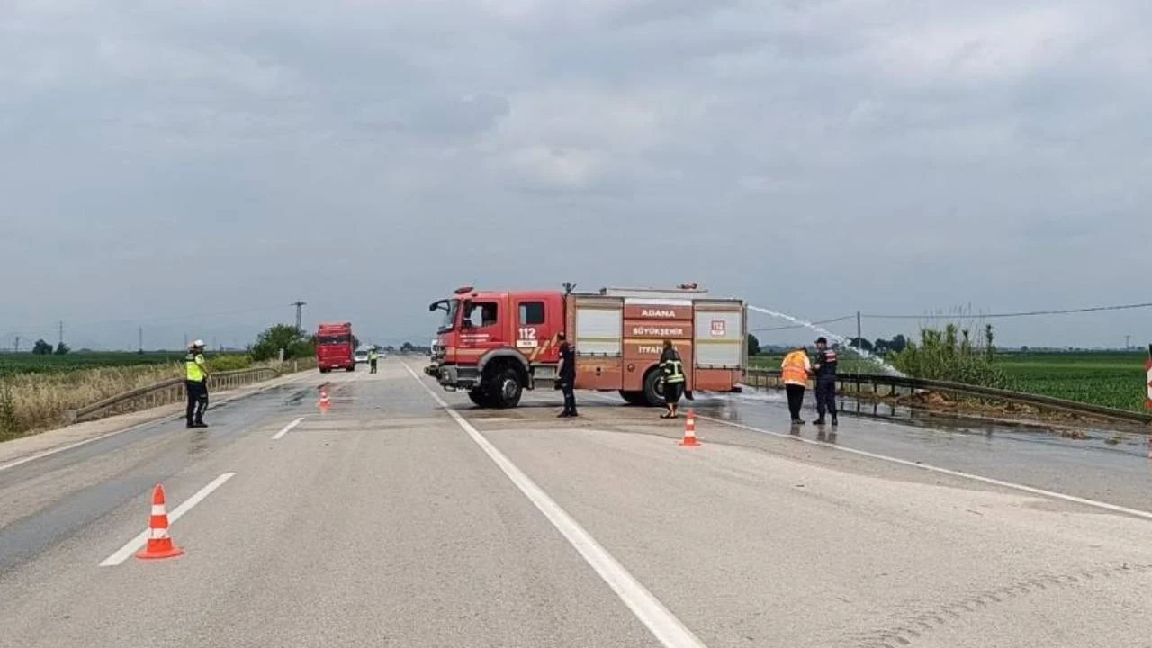 Saman yüklü pikap küle döndü