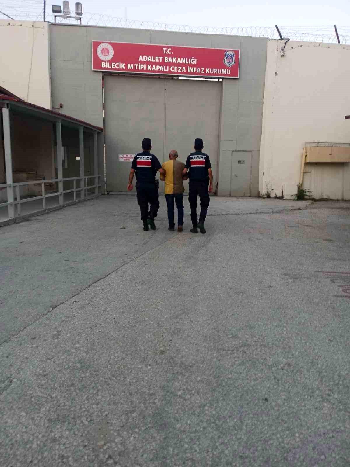Bilecik'te dört ayrı suç kaydı bulunan şahıs yakalandı
