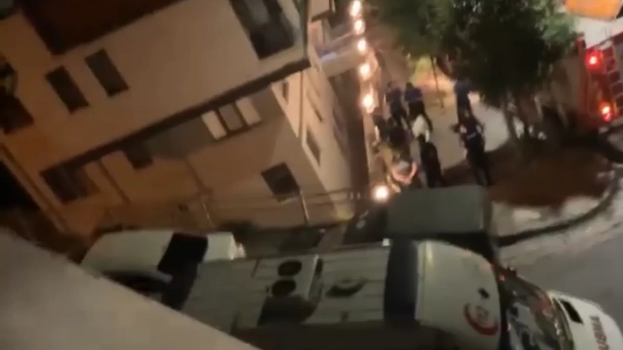 Kağıthane'de korkunç manzara: Demir korkuluklara asılı halde bulundu!