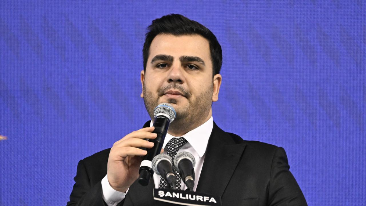 Milli Takım şarkısı ortalığı karıştırdı! AK Partili İnan’dan CHP’ye çok sert çıkış: KAAN ve SİHA’ları görünce kriz geçiriyorsunuz