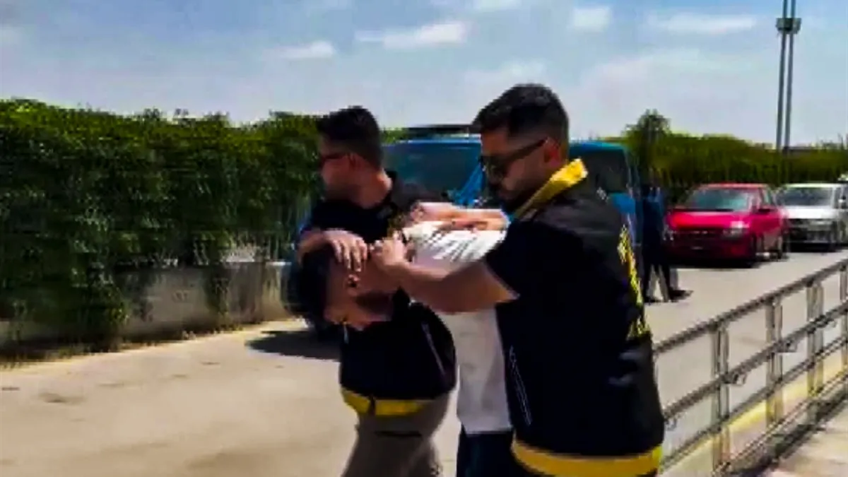 Adana'da şoke eden olay: Çarşaf giyerek kurşun yağdırdı