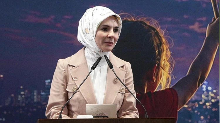 Bakan Göktaş, İrade Bizim Zafer Bizim Sergisi'nin açılışına katıldı