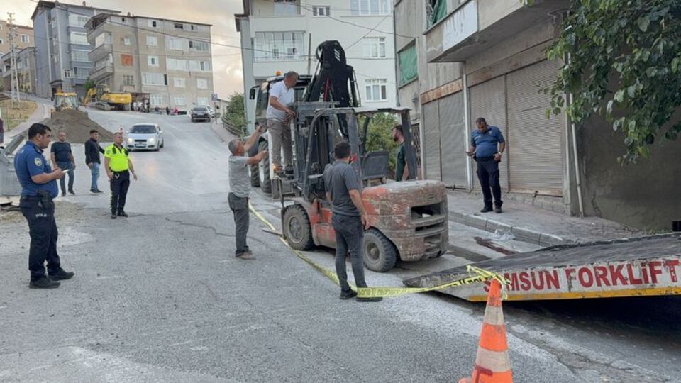 2 yaralı! Kontrolden çıkıp devrildi
