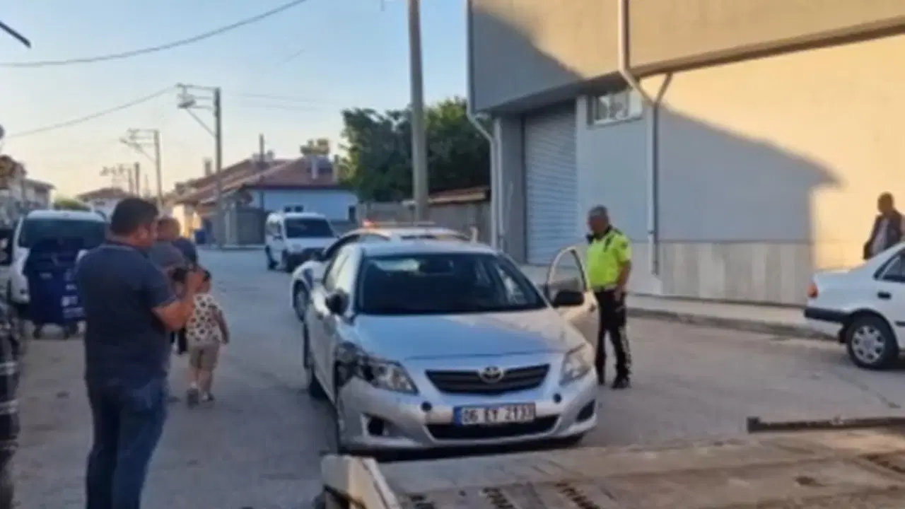 Park halindeki 4 araca çarptı: 175 bin lira ceza kesildi