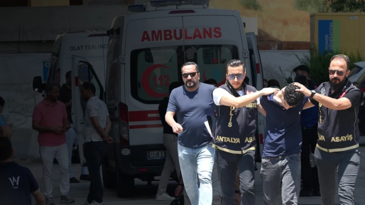 'İçlerine şeytan girdi' diyerek, iki ablasını boğmaya kalktı