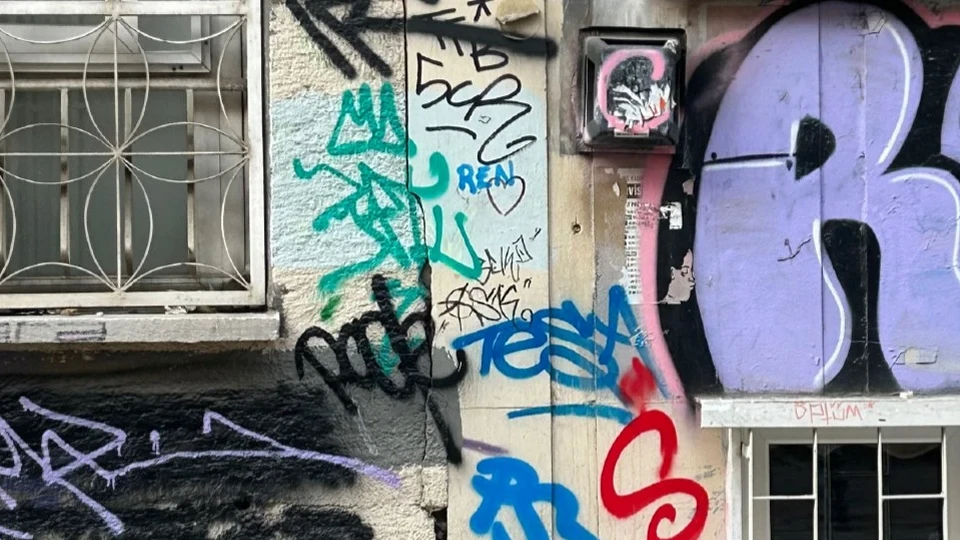 İstanbul grafitileri dijital çizimle yeniden okunuyor