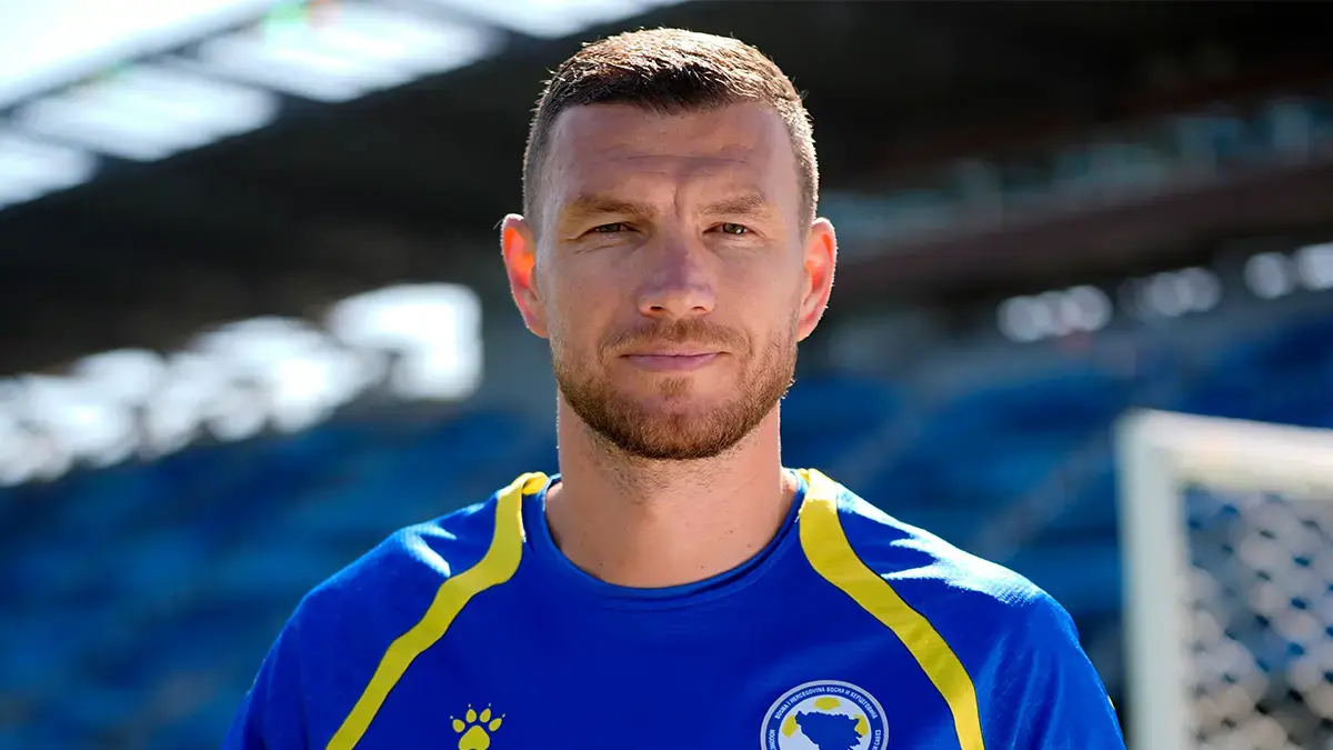 Edin Dzeko, Bosna Hersek'i tanımayan ABD'li spikere cevap verdi: Bizimle ilgili değil, onlar hakkında çok şey gösteriyor