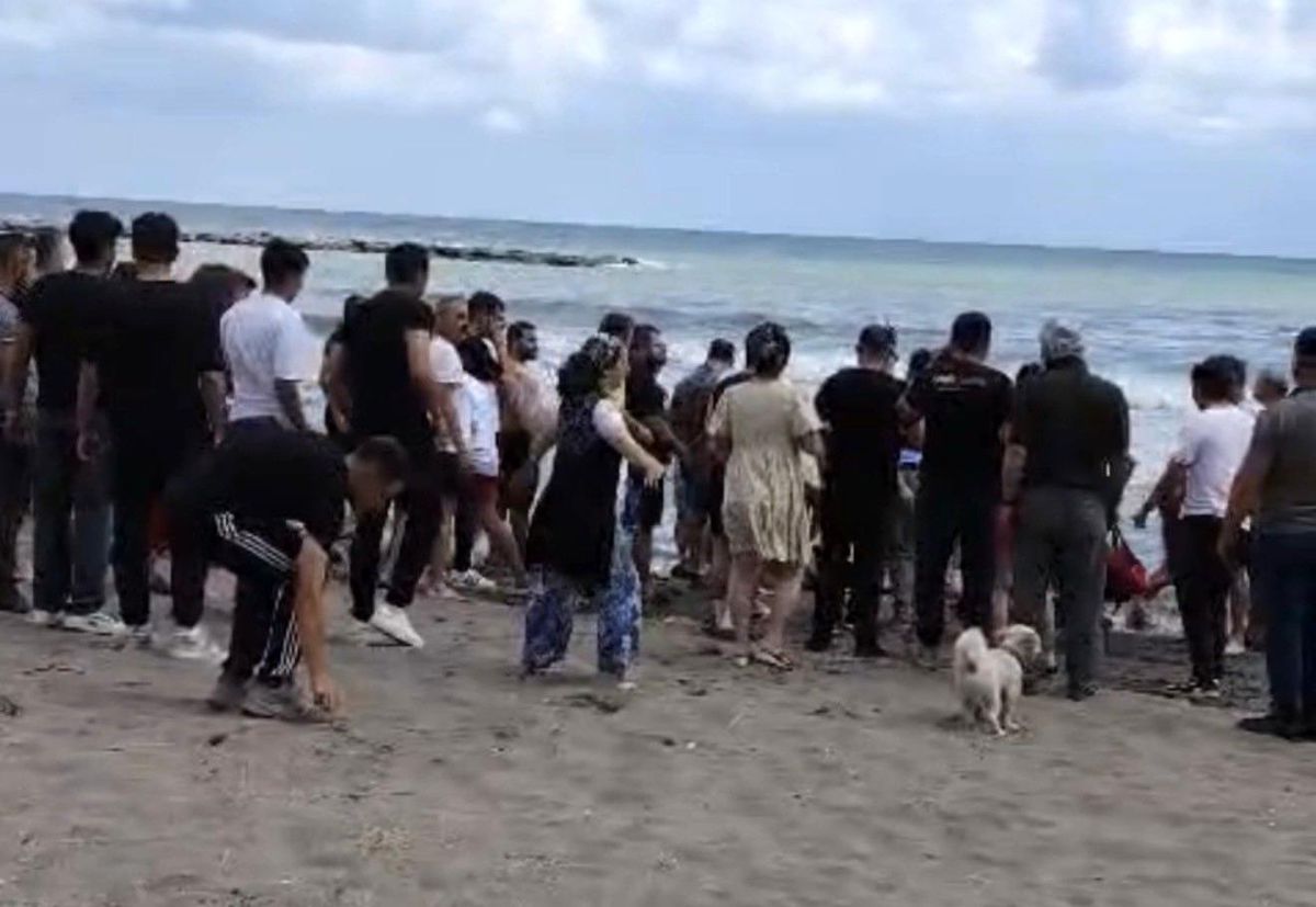 Karadeniz'de facia: Valiliğin uyarısına rağmen denize girdiler, 1 kişi öldü, 2 kişi hastanelik oldu
