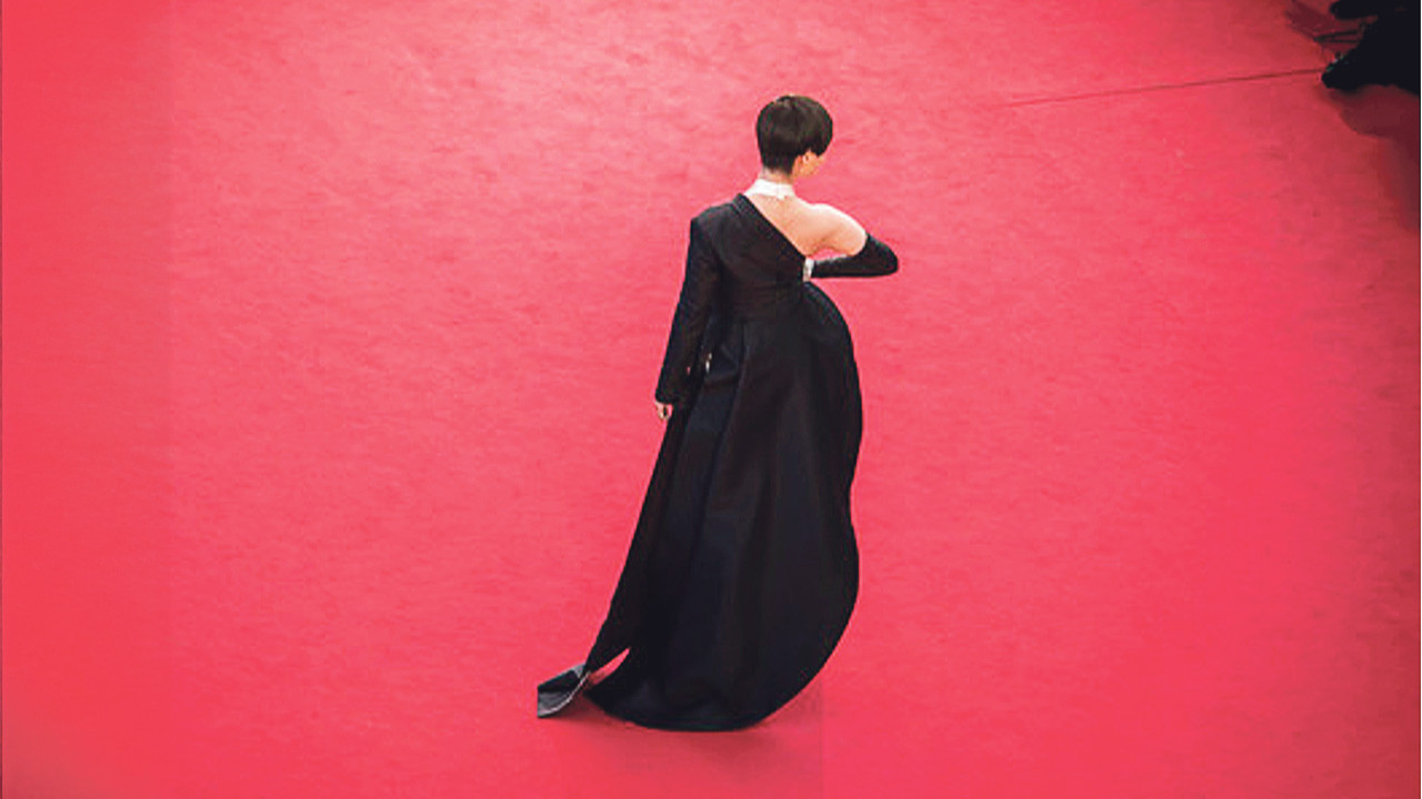 Cannes sürekli değişen dünyada direniyor