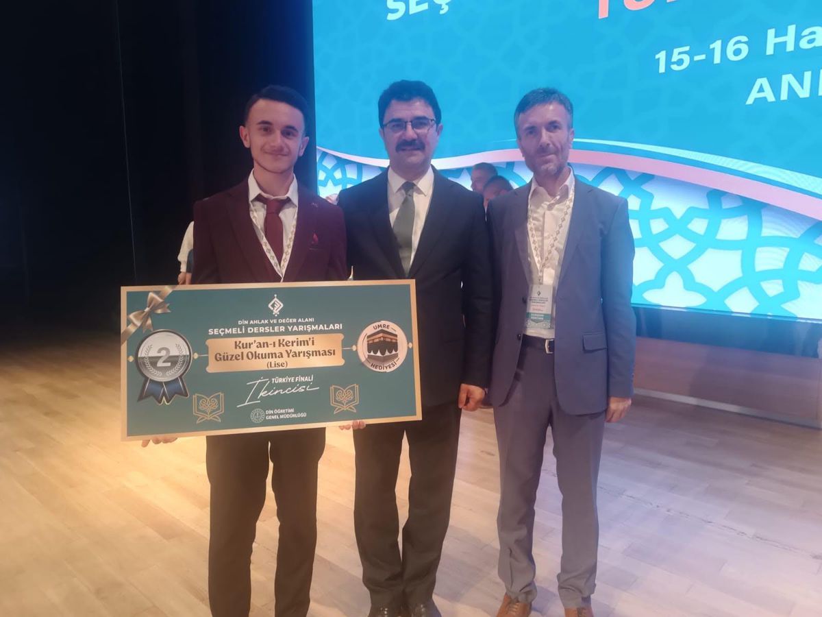 Ağrı Milli Eğitim Müdürü Kökrek'ten Türkiye ikincisi Semih Suheyb Han'a tebrik