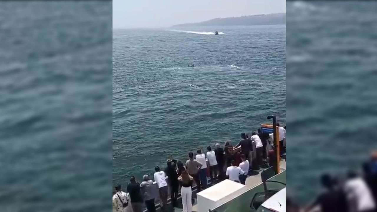 Feribottan denize düştü: Büfe çalışanı kurtardı