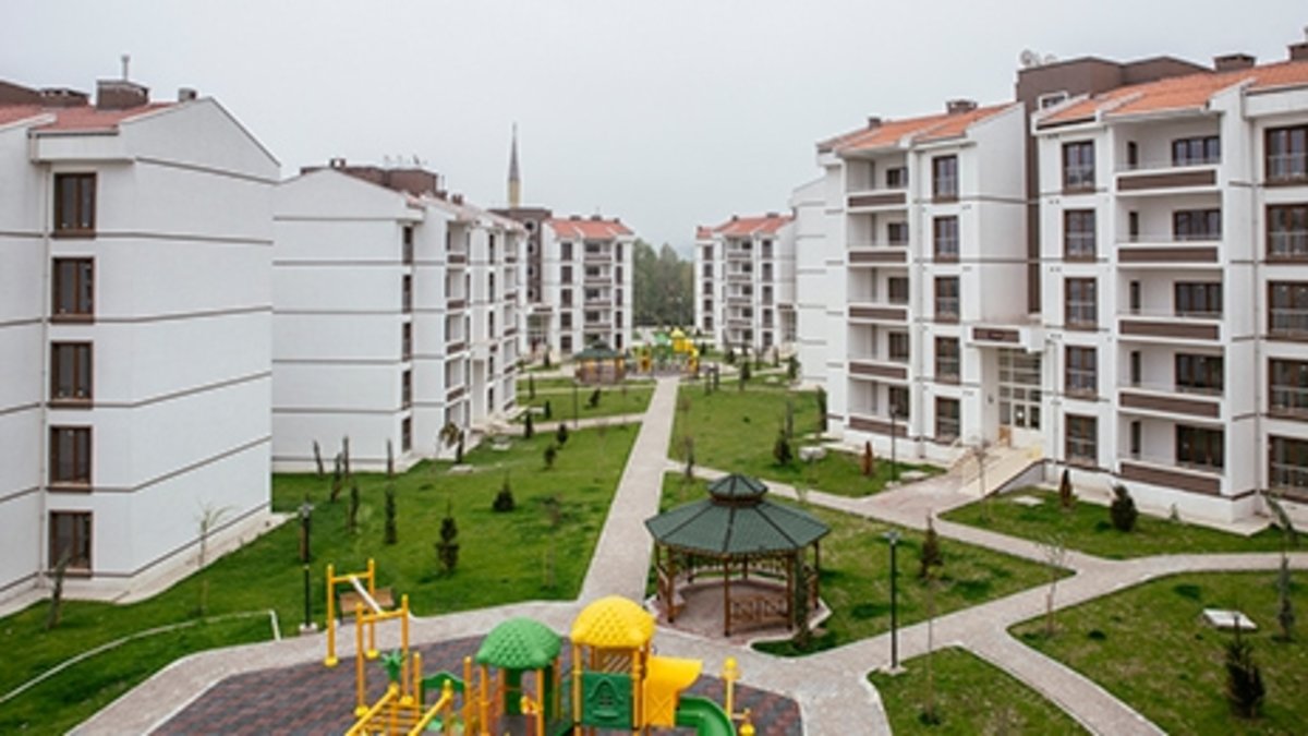 TOKİ 64 İLDE 20 BİN KONUT SATIŞA ÇIKARIYOR | Gelir, ikametgah koşulu var mı? Konut teslimleri ne zaman yapılacak?