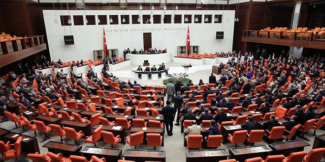 Gereksiz bilirkişiye başvuran hakime ceza geliyor