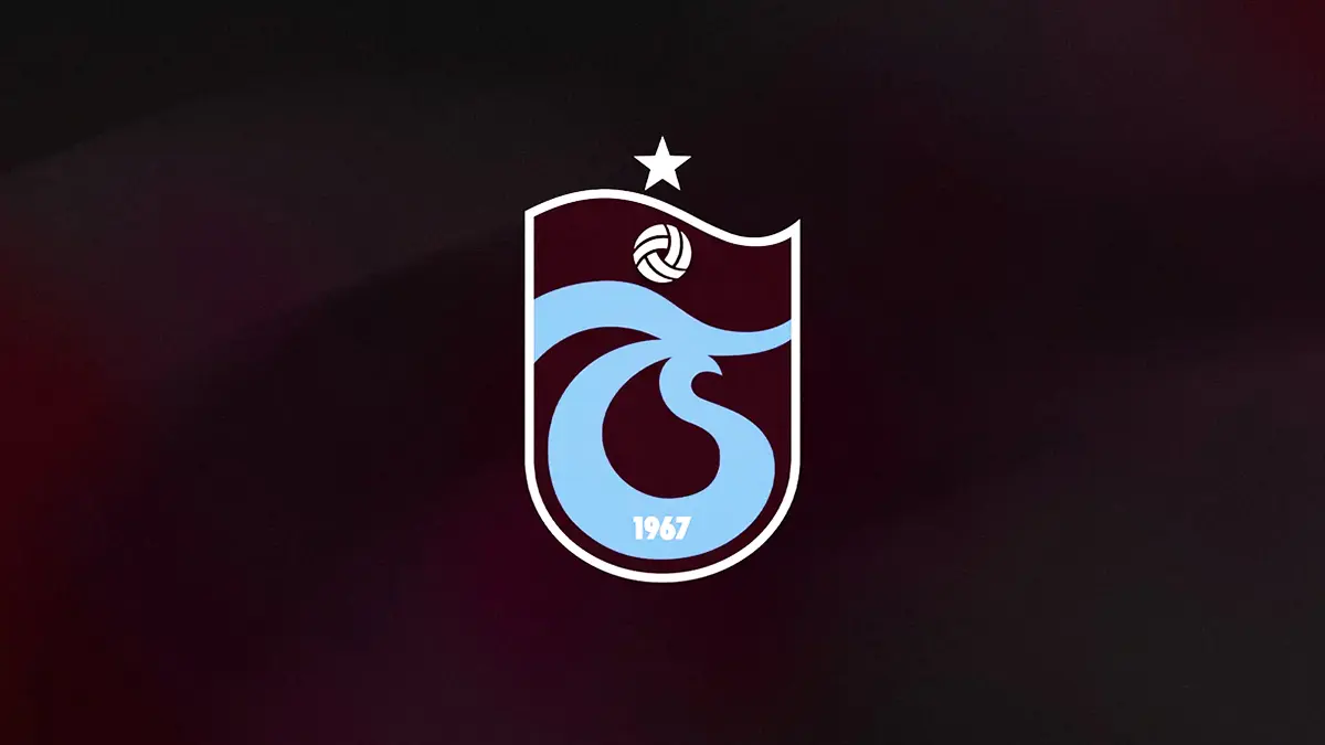 Trabzonspor 4 transferi resmen duyurdu! İşte sözleşme imzalanan futbolcular...