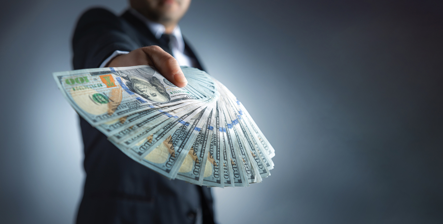 Dolar/TL'de kritik seviyeler test ediliyor