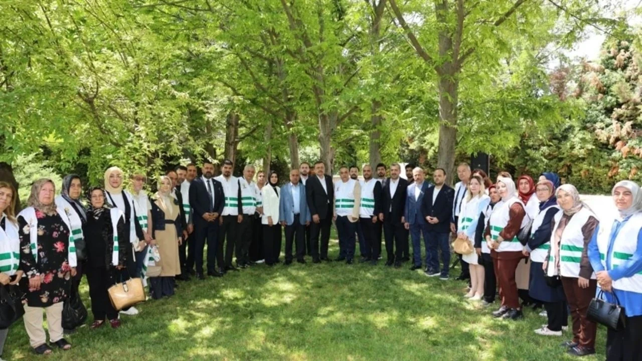 AK Parti Gaziantep’ten dünya çevre günü mesajı: 2053 hedefi yeşil diriliş manifestosudur