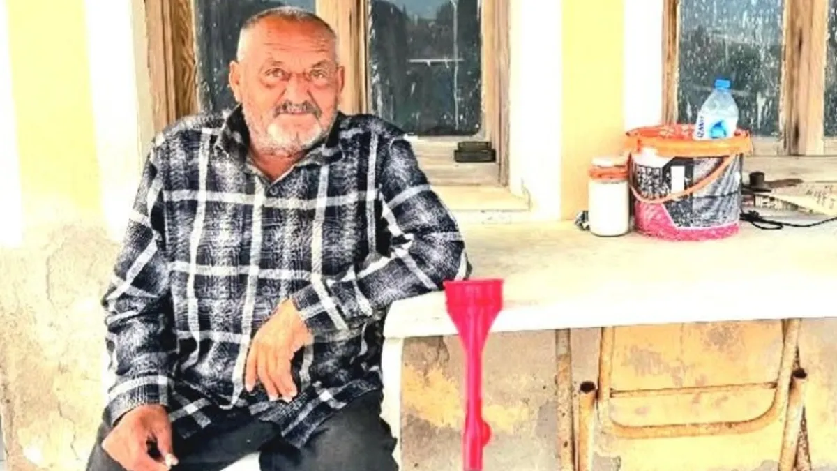 Evinin önünde uyurken ayı saldırısına uğrayan yaşlı adam öldü