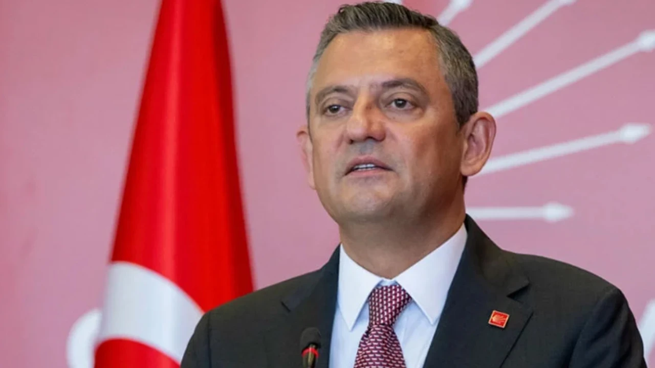 Özgür Özel’den Babalar Günü mesajı