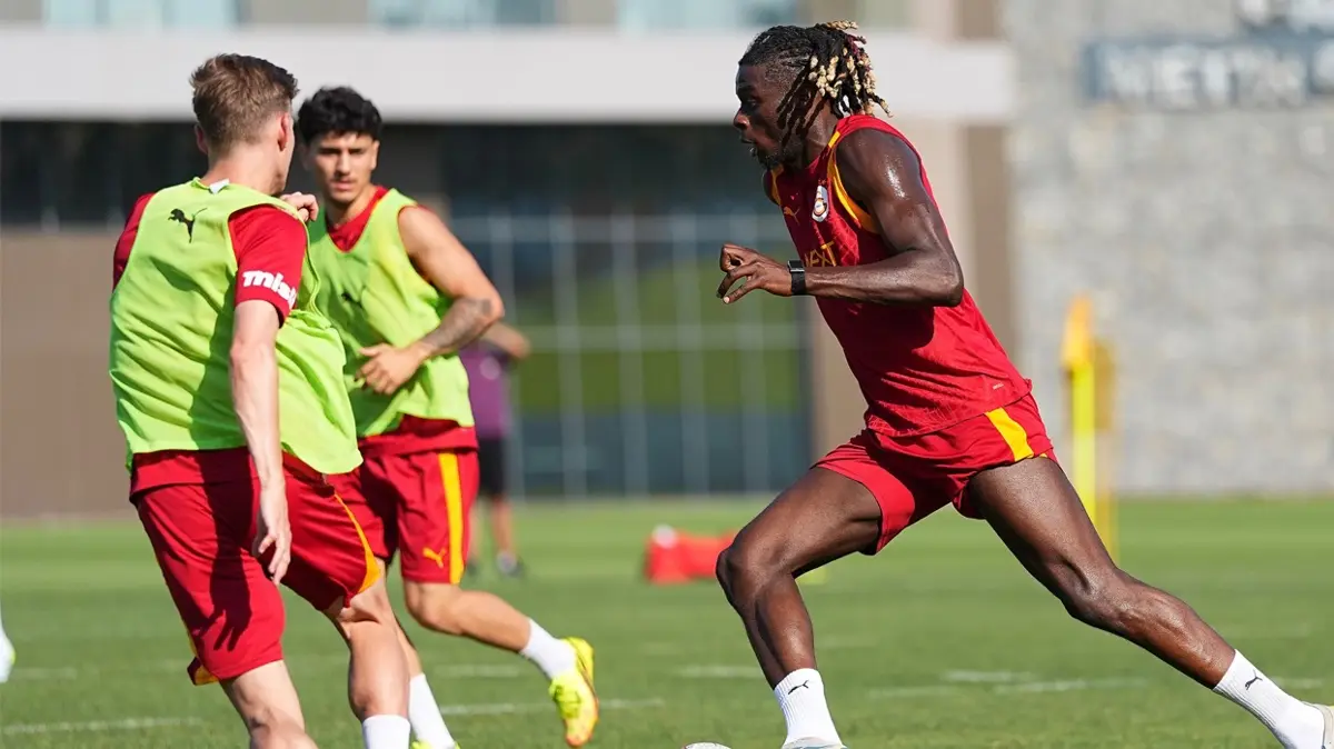 Galatasaray, günü çift antrenmanla tamamladı