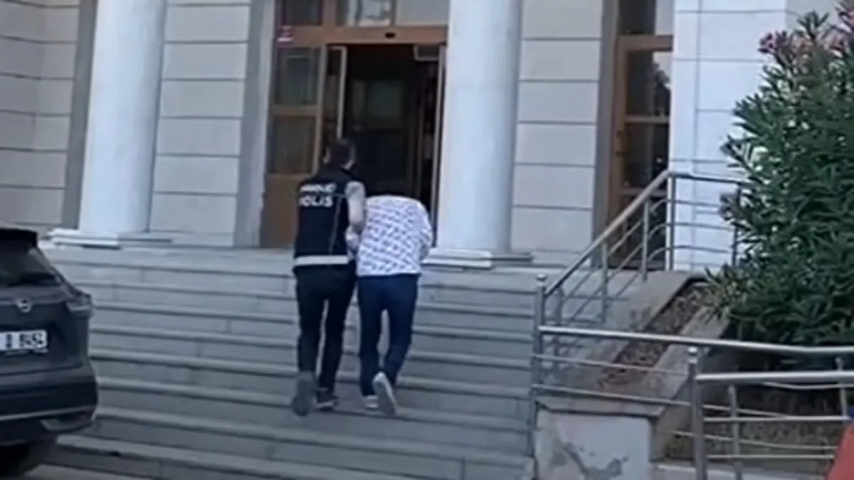 Kırıkhan'da uyuşturucu tacirleri tutuklandı