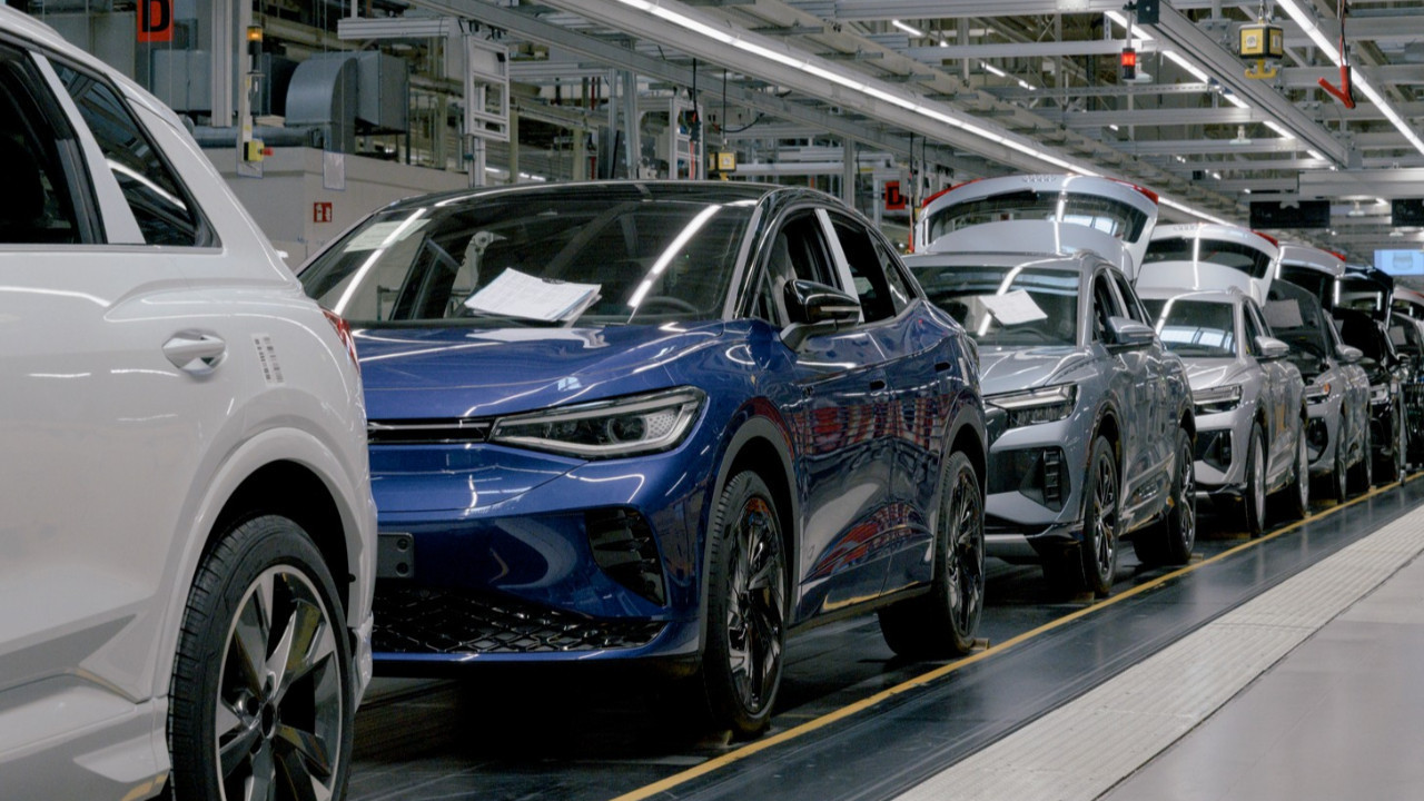 Otomotiv sektöründe daralma uyarısı: Satışlar 2 milyon azalabilir
