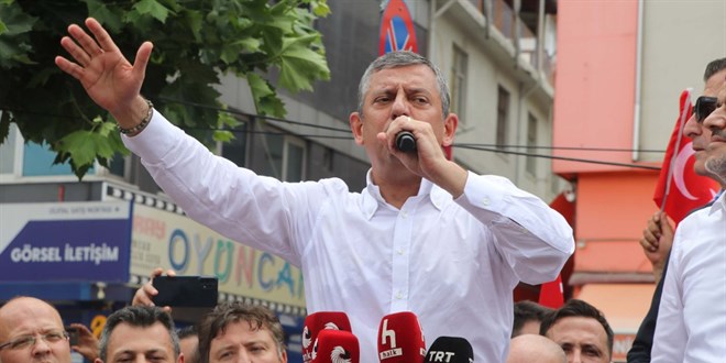 Özel: Bir bankın üzerindeyiz ama milletin gönlündeyiz