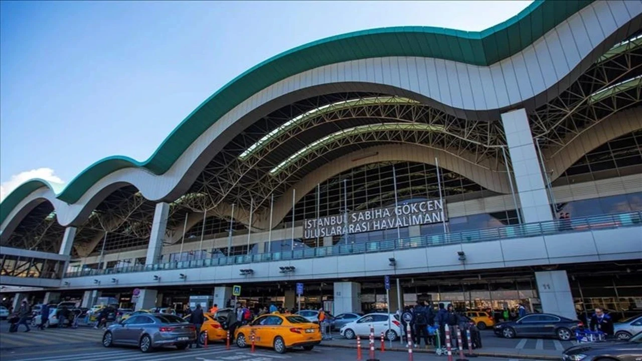 Sabiha Gökçen'de tüm zamanların yolcu rekoru kırıldı