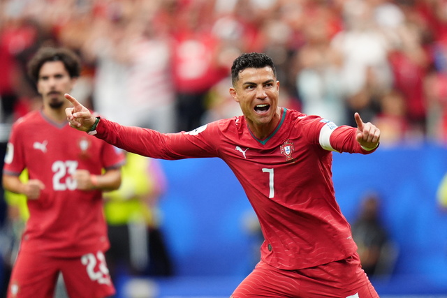 Ronaldo'dan üç rekor birden!