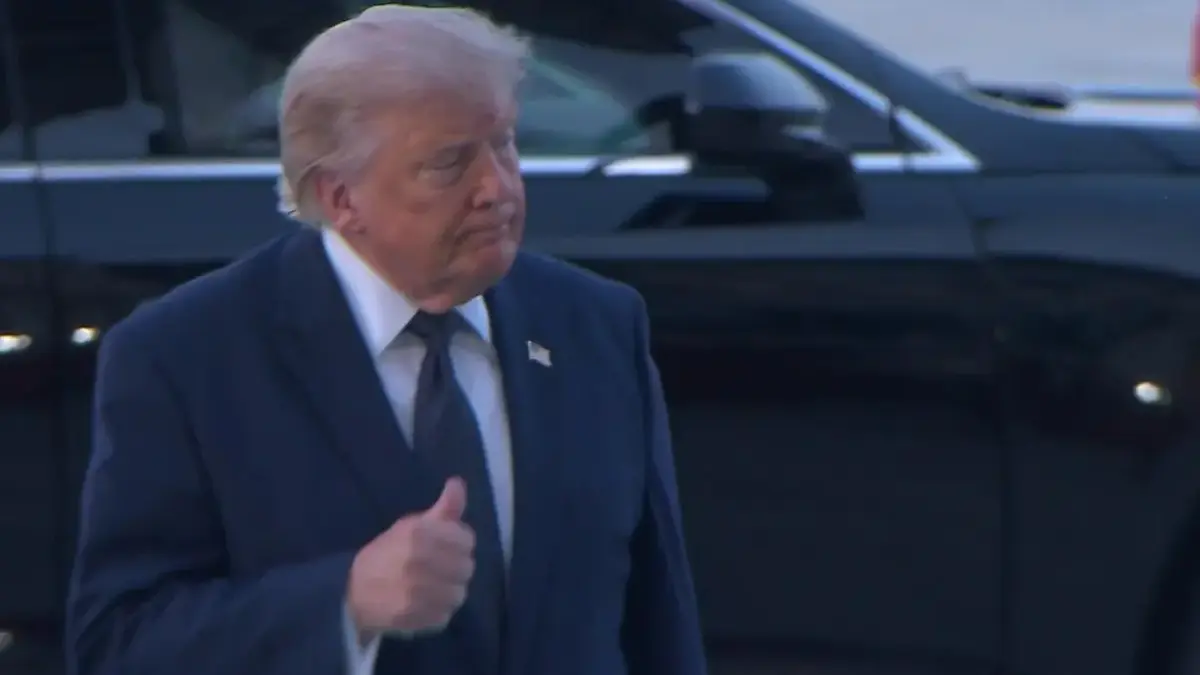 Trump mehterli karşılamayı beğendi