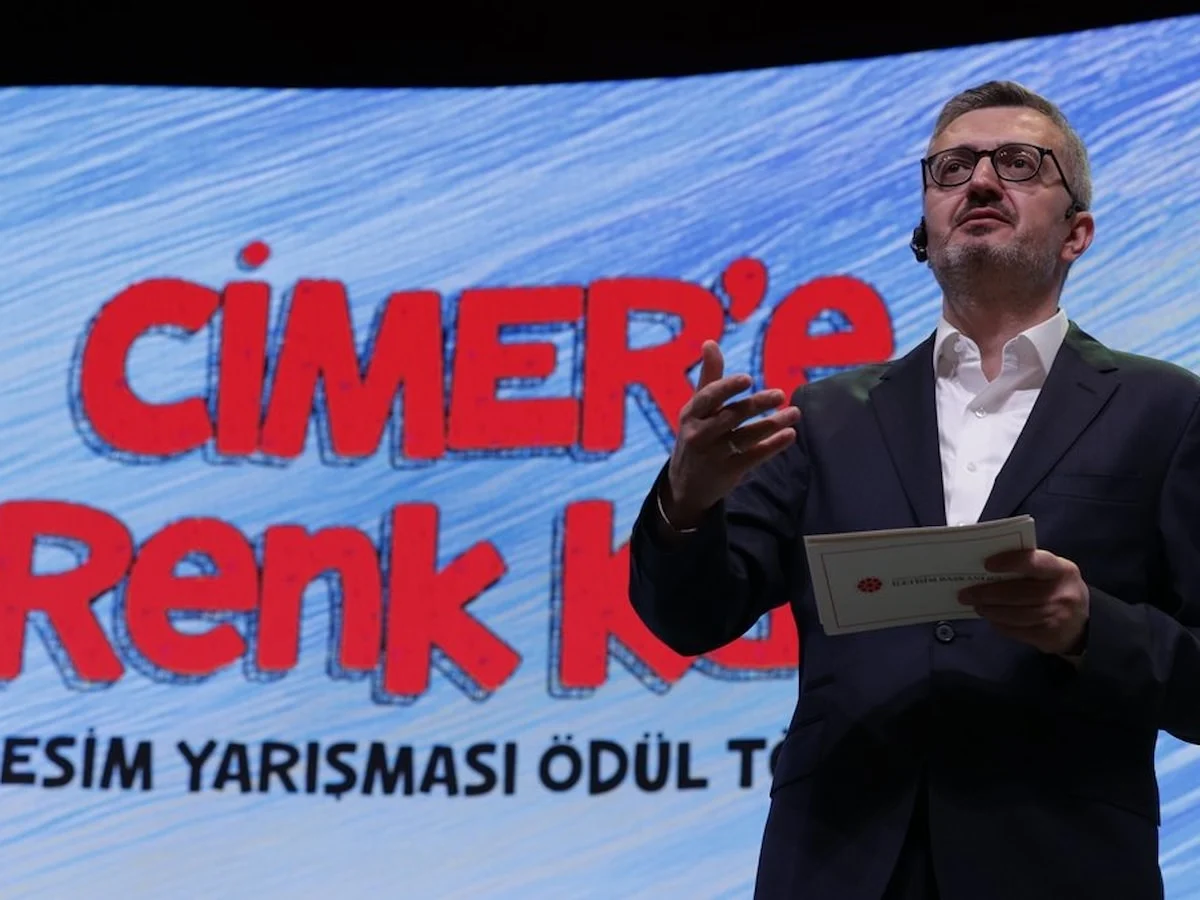 İletişim Başkanı Duran'dan çocuklara CİMER daveti: Fikirlerinizi doğrudan devlete ulaştırın