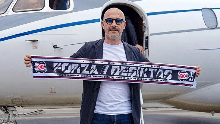 Beşiktaş, yeni teknik direktörü Vincenzo Italiano'yu resmen açıkladı! İstanbul'a geldi, işte alacağı maaş