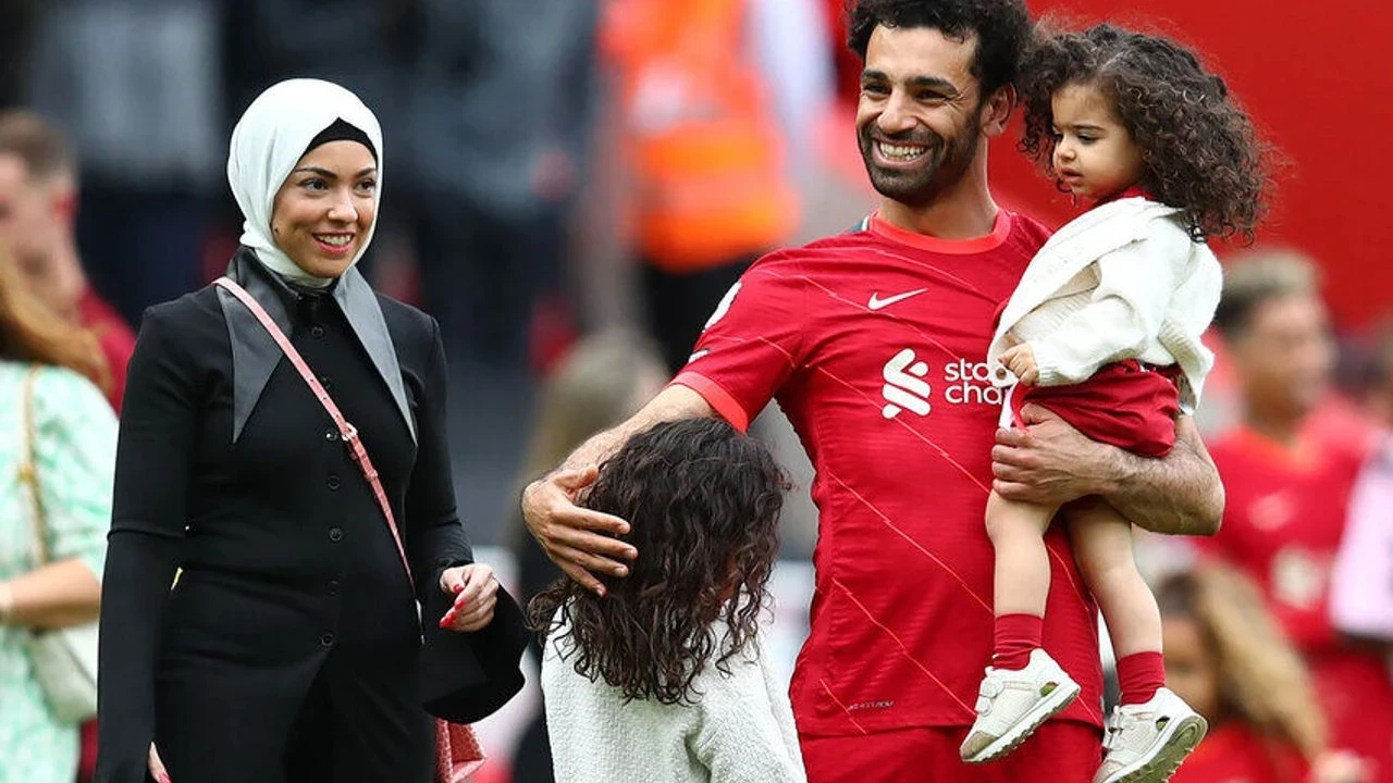 Salah kararını eşine bıraktı: Tercih Türkiye oldu