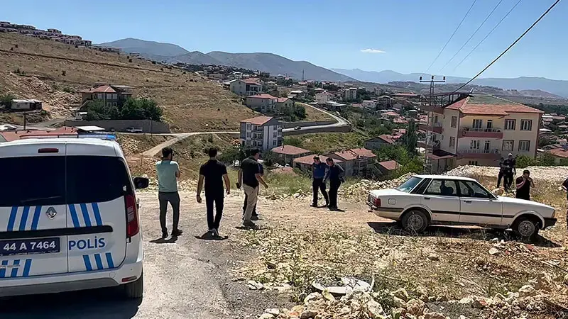 Husumetlisini pompalı tüfekle vurdu