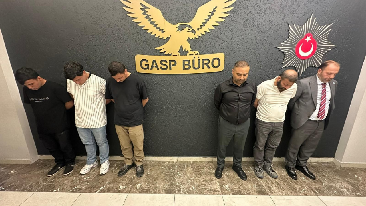 AVM'de denetim yaparken görüntülenmişti: Ferhat Aydoğan ve yanındakiler yakalandı