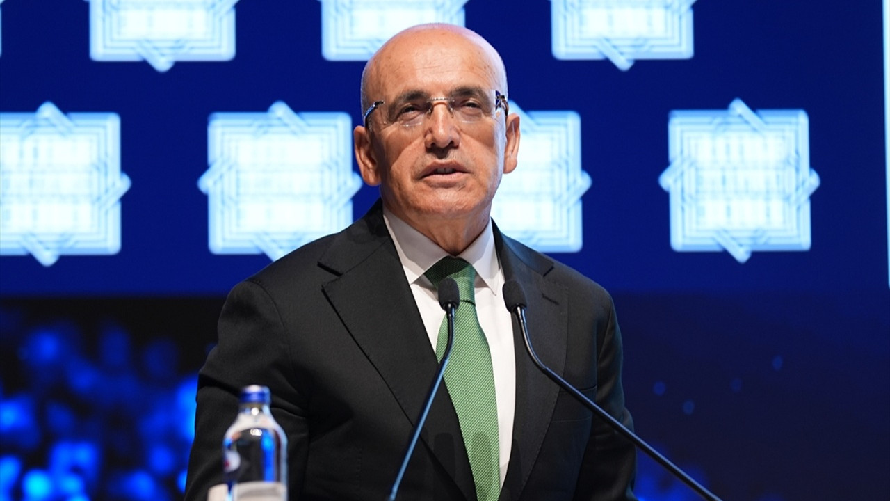 Mehmet Şimşek: Dezenflasyon süreci birkaç aylık gecikmeyle devam edecek