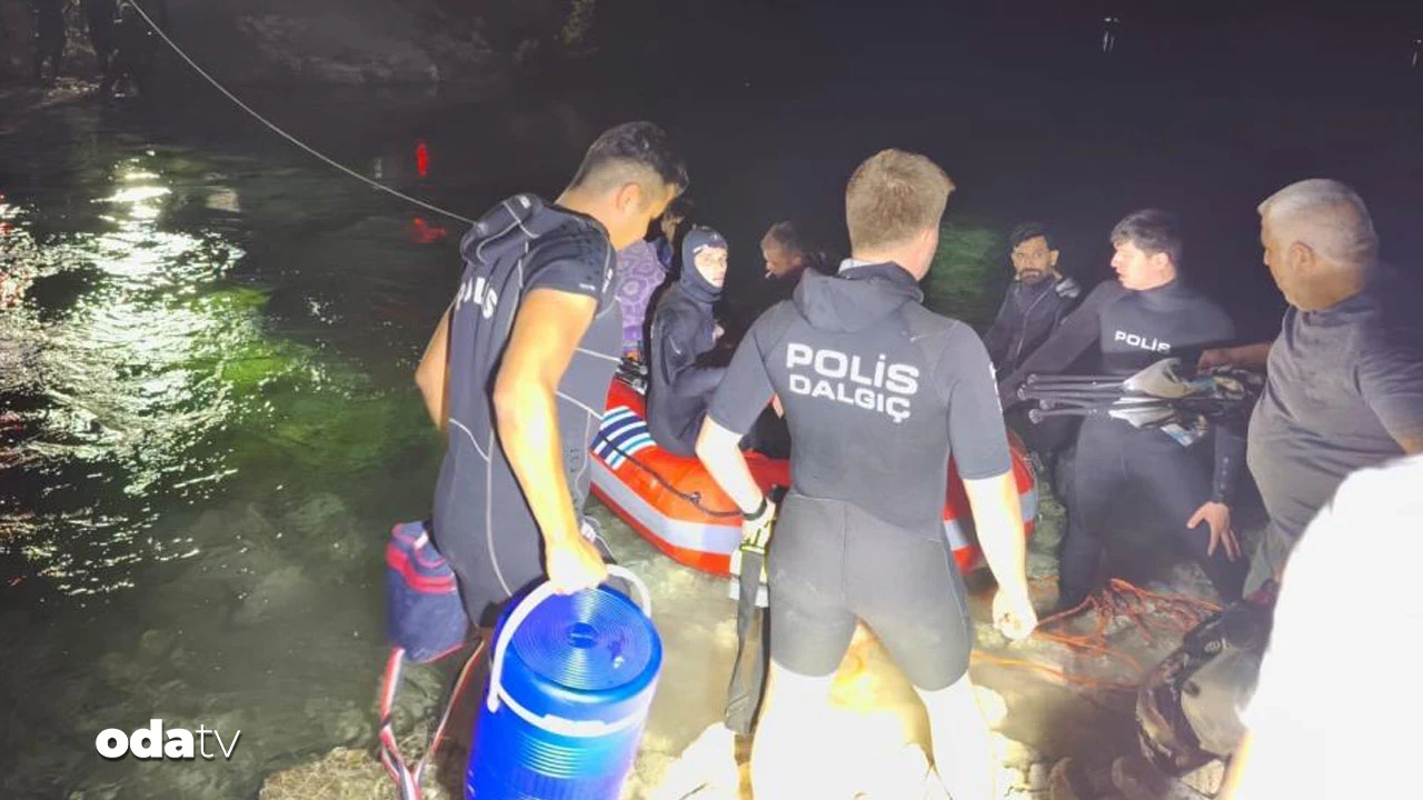Fırat Nehri yükselince mahsur kaldılar