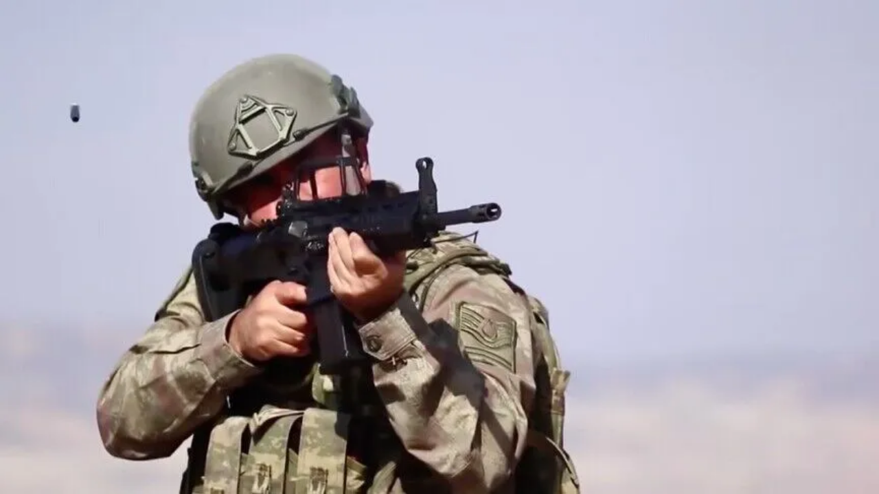 MKE'den TSK'ya milli piyade tüfeği MPT-76 MH teslimatı