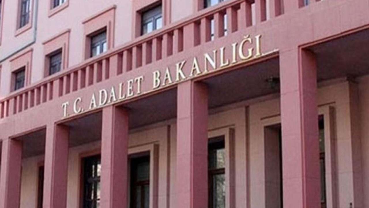 Adalet Bakanlığı 900 personel alacak! Başvurular için geri sayım başladı