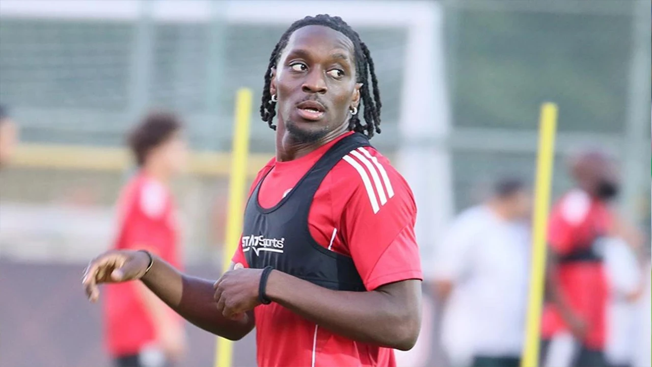 Gaziantep FK'da transfer krizi: Yıldız isim takımdan habersiz imza attı