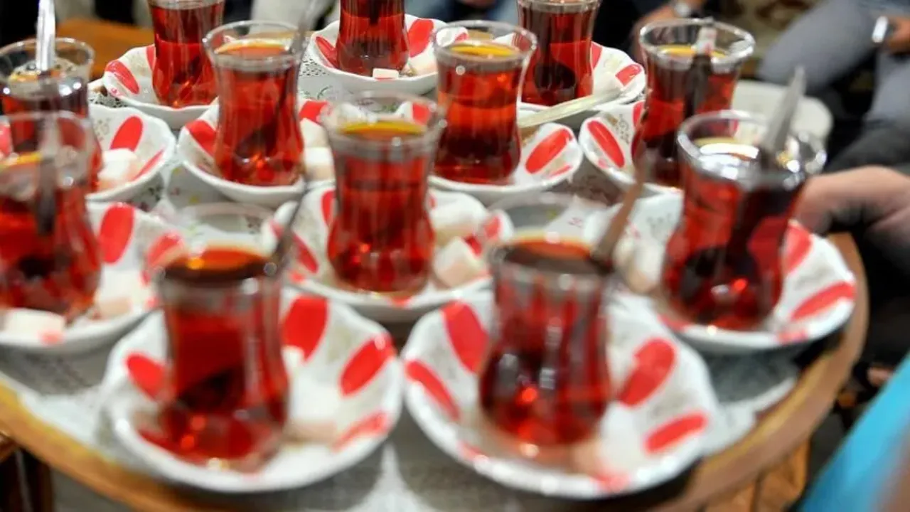 Çaya 3 ayda 3. zam! ÇAYKUR, yeni fiyat listesini toptancılara gönderdi