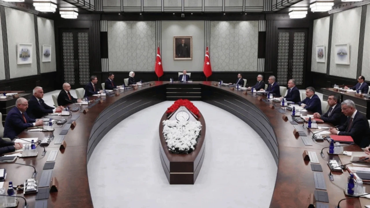 Kabine toplanıyor! Gündem konusu ne?
