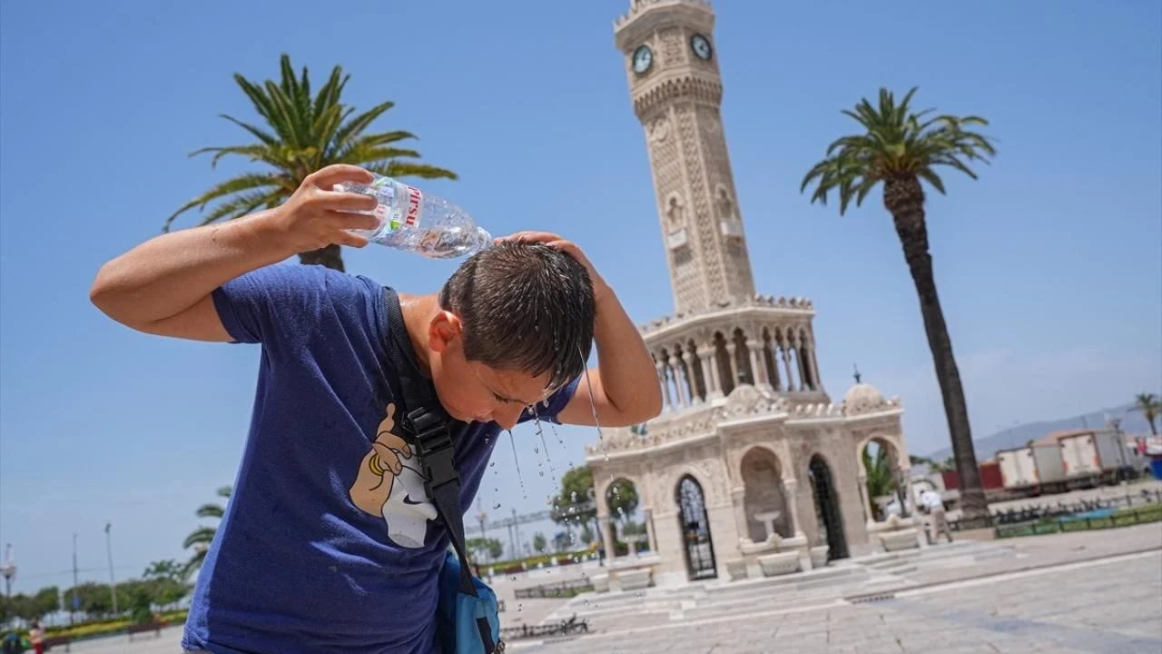 Prof. Dr. Yaşar: İzmir'i bu yaz yüksek sıcaklık beklemiyor