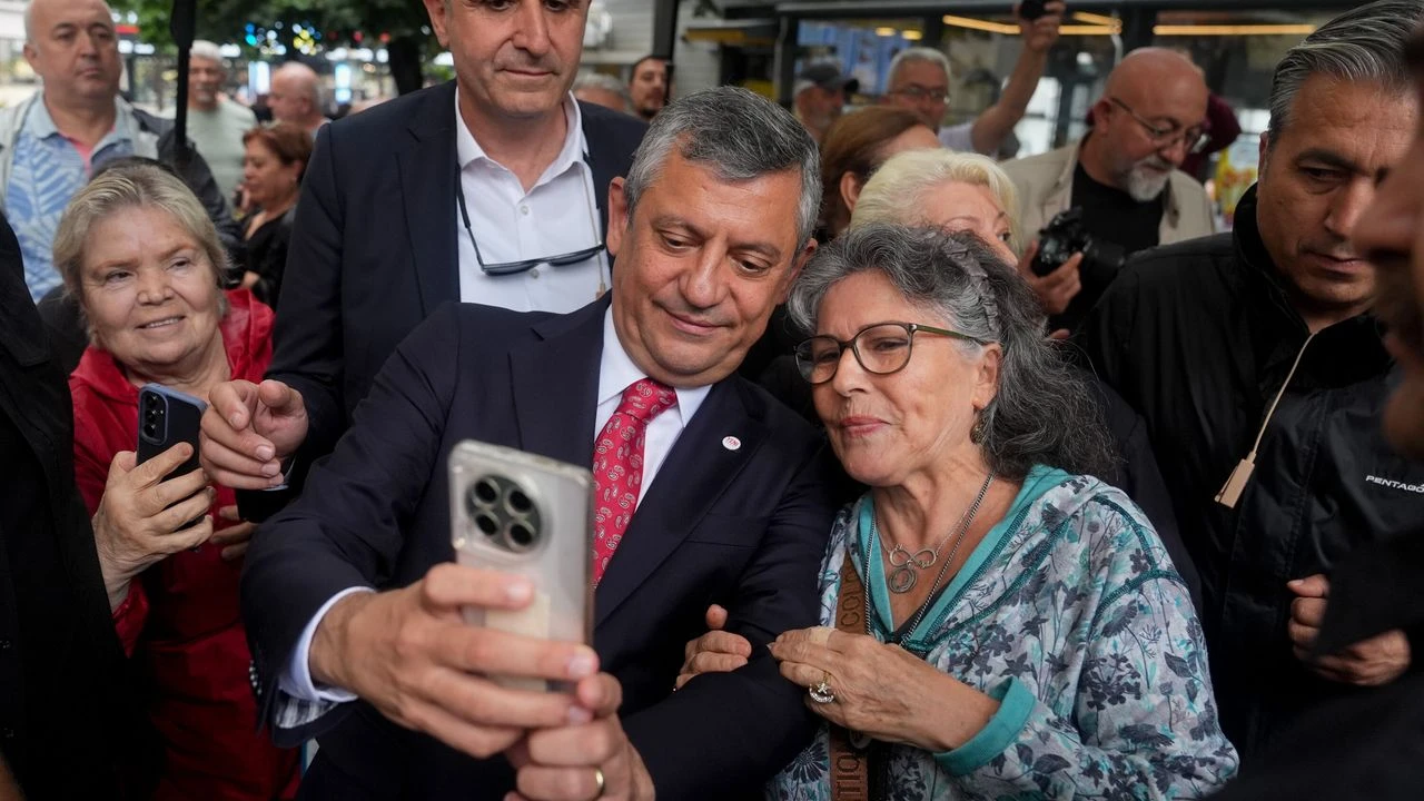 Yeni Parti'den MYK takvimi: Hedef sonbaharda kurultay
