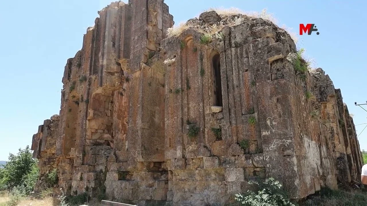 1300 yıllık Ermeni kilisesi yıkılma tehlikesi ile karşı karşıya