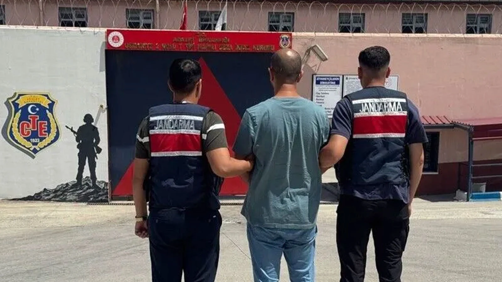 Osmaniye'de El-Kaide operasyonu!