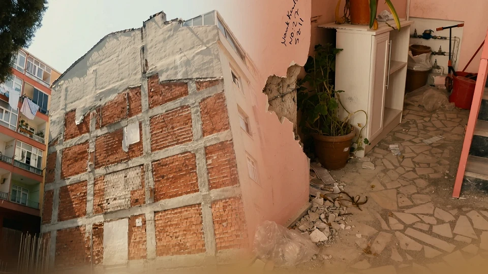 Güngören'de yıkım kararı verilen bina neden tahliye edildi? İstanbul'da ağır hasarlı bina için yıkım kararı | İSTANBUL YEREL HABERLER