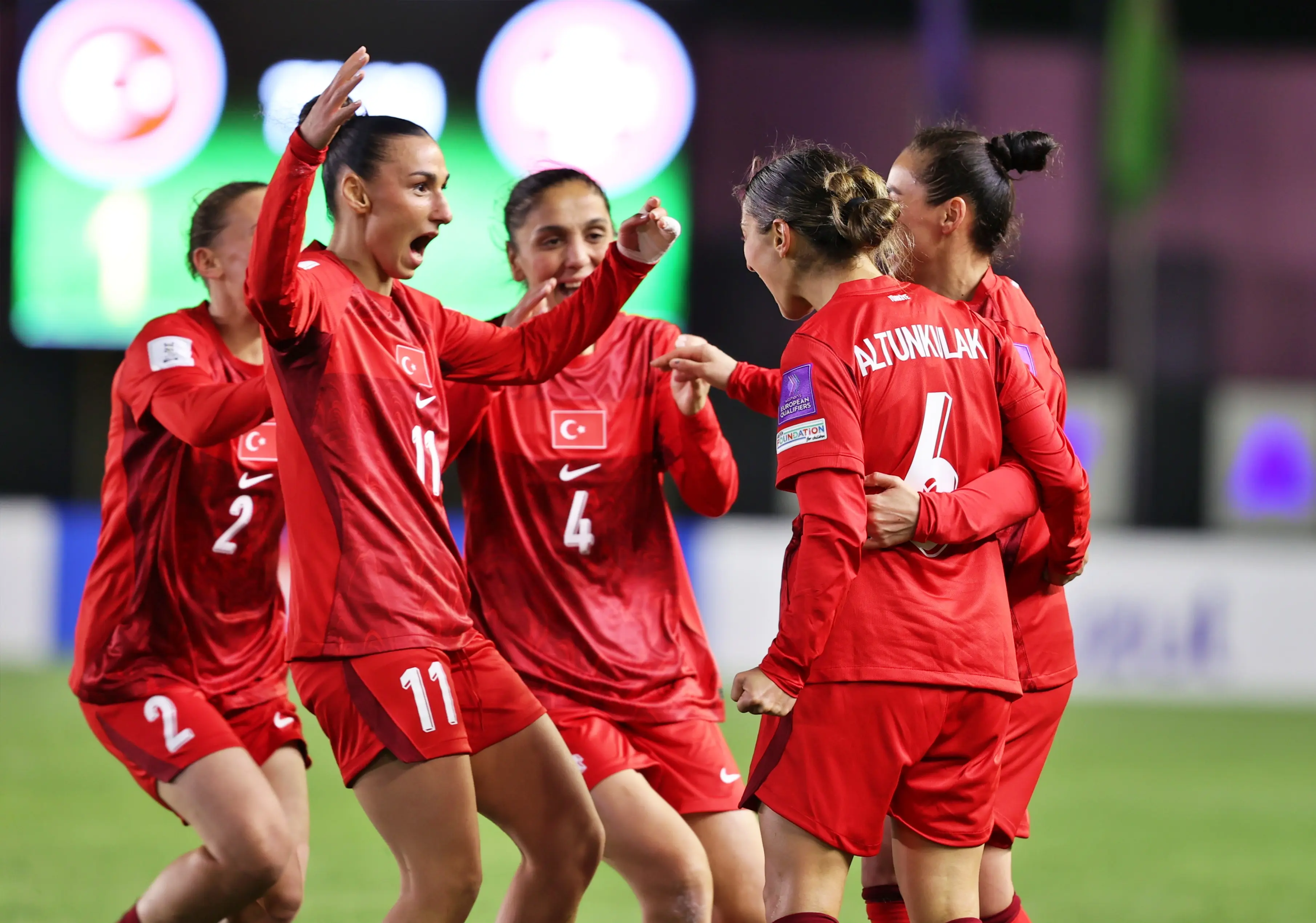 A Milli Kadın Futbol Takımı'nın 2027 Dünya Kupası play-off rakipleri yarın belli olacak