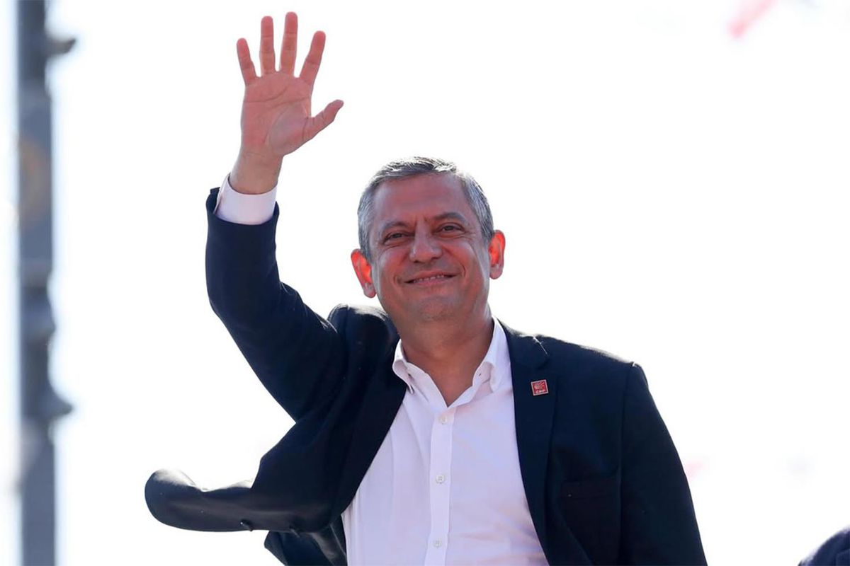 Özgür Özel ve ekibi rotayı Genç Parti'ye çevirdi iddiası siyaset kulislerini karıştırdı