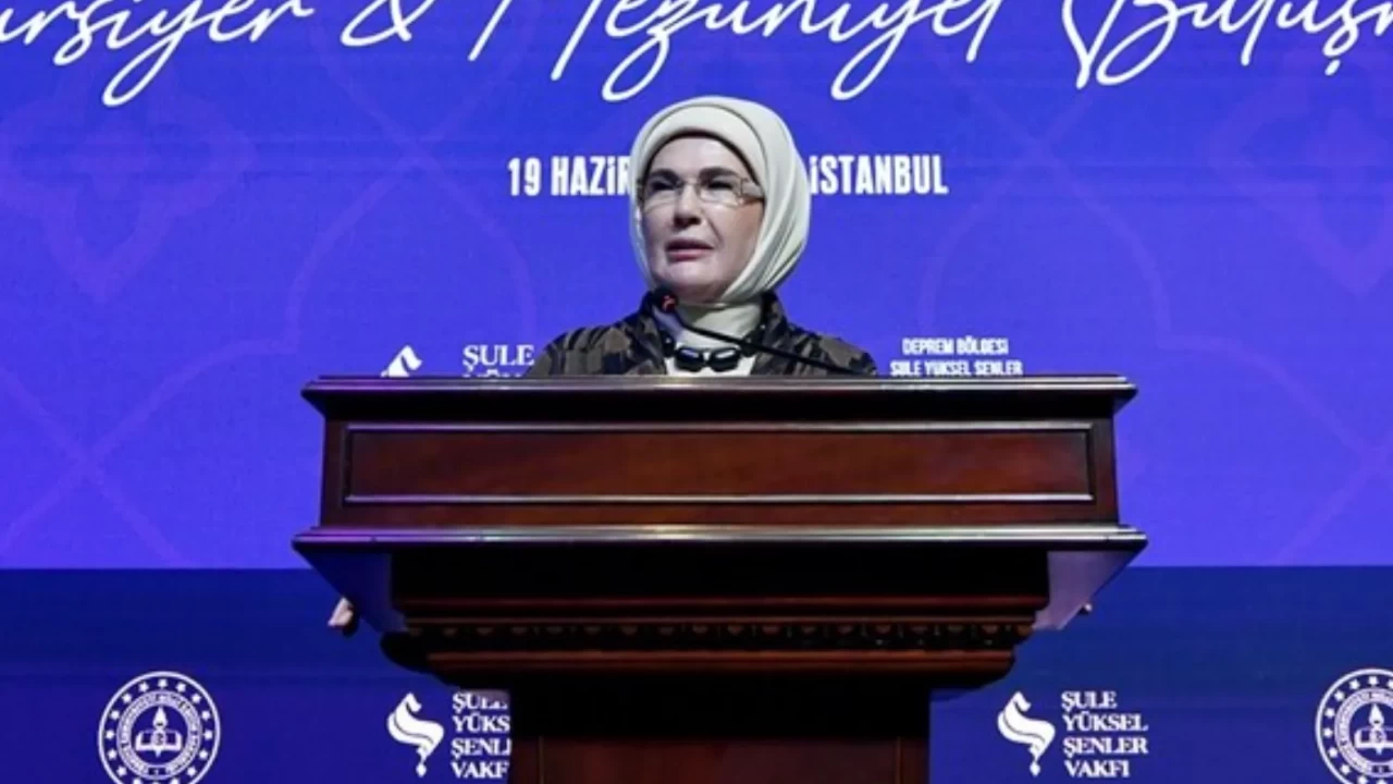 Emine Erdoğan’dan deprem bölgesindeki kadınlara destek: 2 yılda 50 iş yeri açılacak