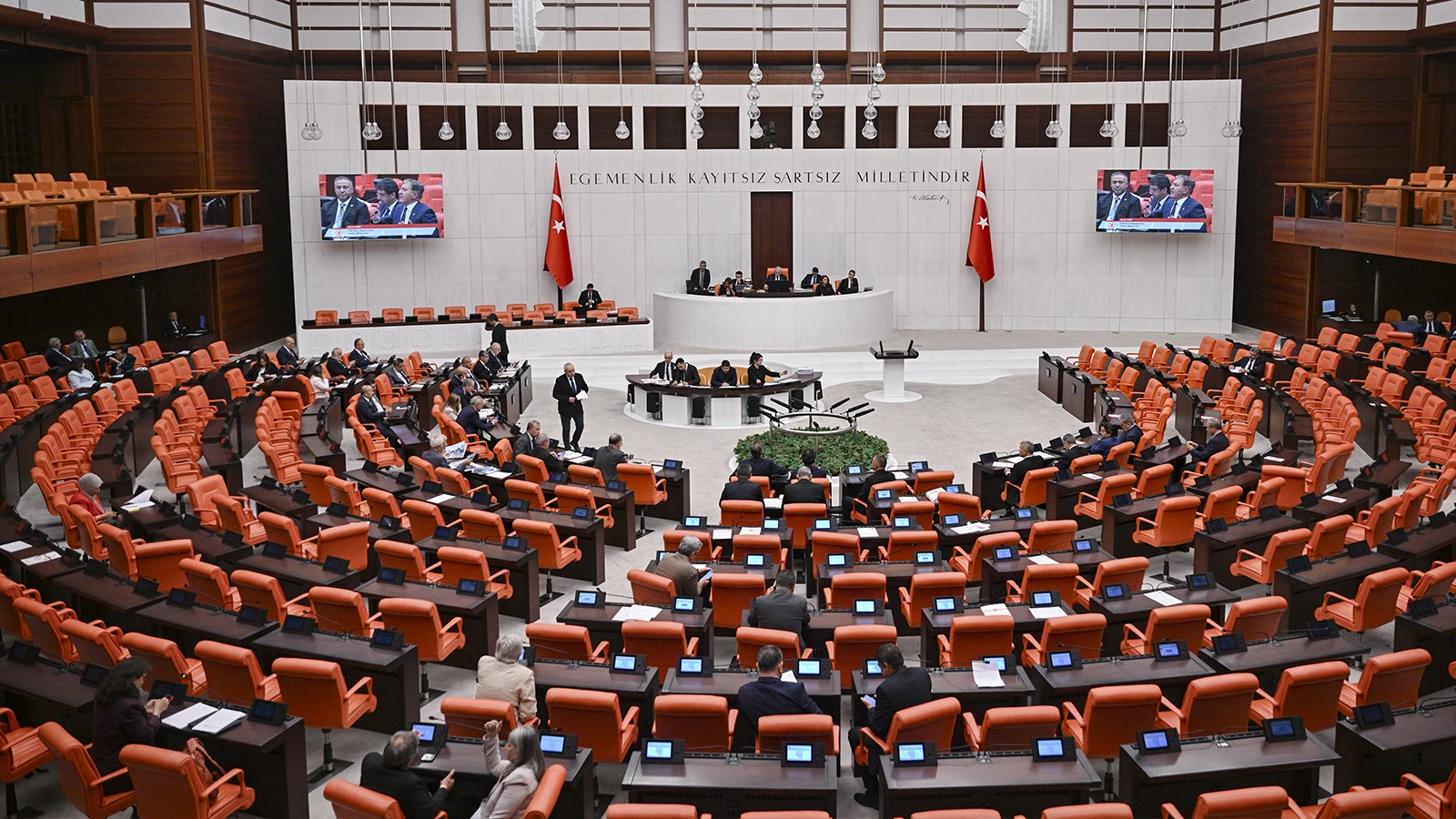 Yeni Parti ile TBMM'deki düzen sil baştan!